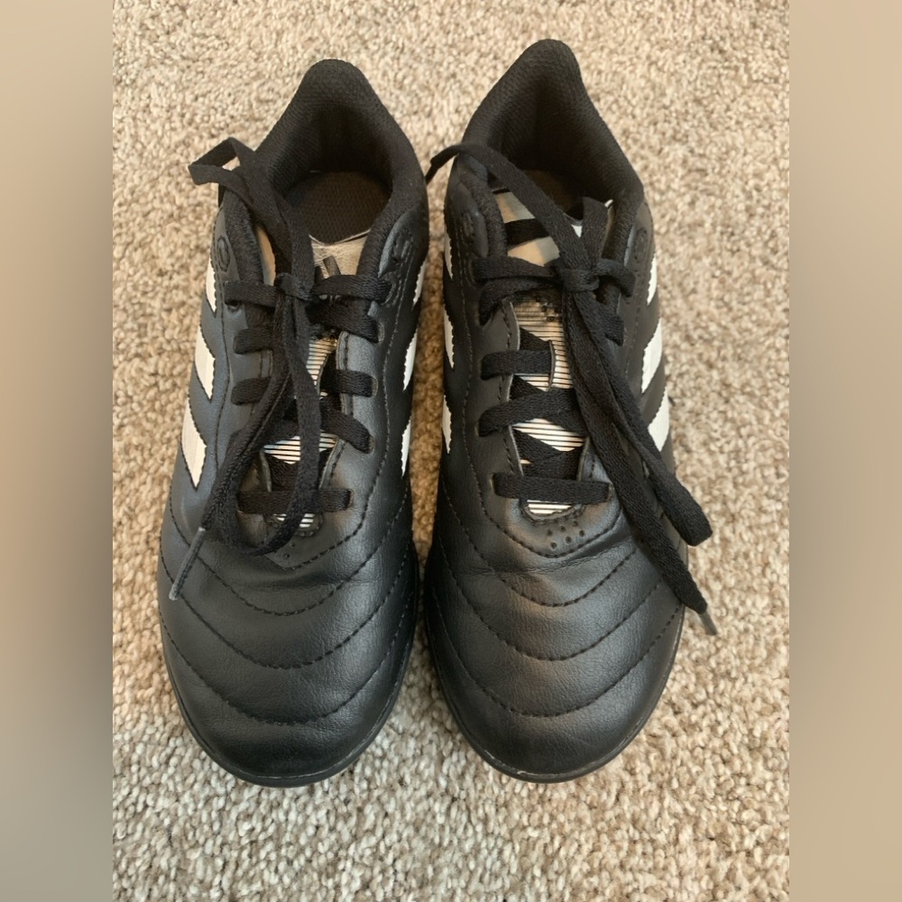 Adidas Kids 2Y Black and White Indoor Soccer Shoes Turf